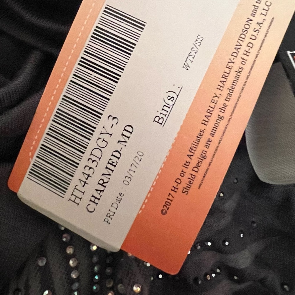 Harley Davidson top charmed wings cold shoulder keyhole medium NWT - Picture 12 of 14